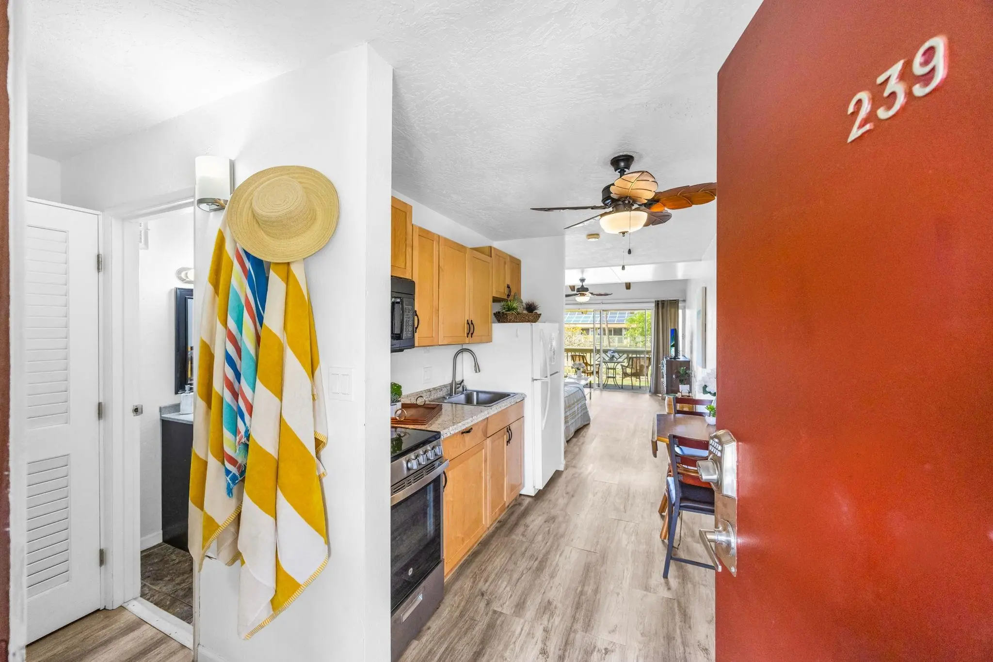 Photo of Listing #409244