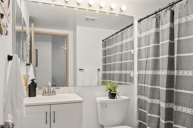 Listing Image for 60 Waipaa Ln 39-105 28 of 50