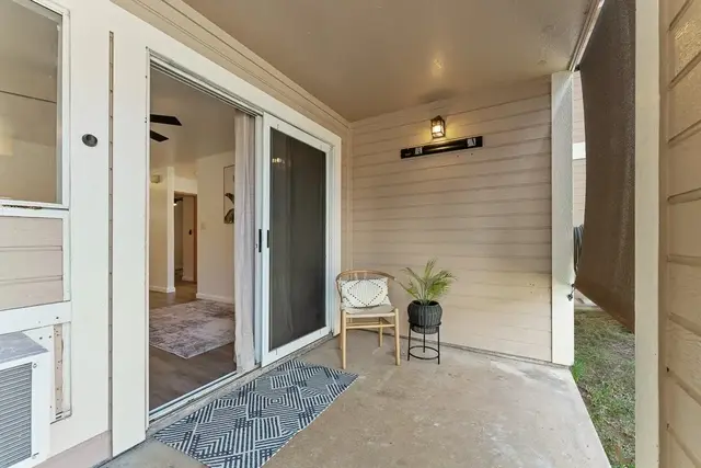 Listing Image for 60 Waipaa Ln 39-105 40 of 50
