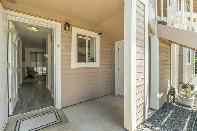 Listing Image for 60 Waipaa Ln 39-105 48 of 50