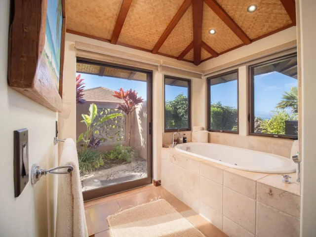 Listing Image for 26 E Mahi Pua Pl 16 of 49