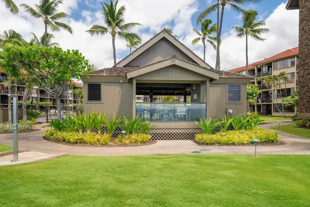 Listing Image for 3543 Lower Honoapiilani Rd K103 28 of 35
