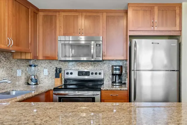Listing Image for 3543 Lower Honoapiilani Rd K103 7 of 35