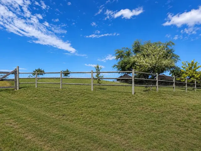 Listing Image for 80 Opalipali Pl 3 of 15