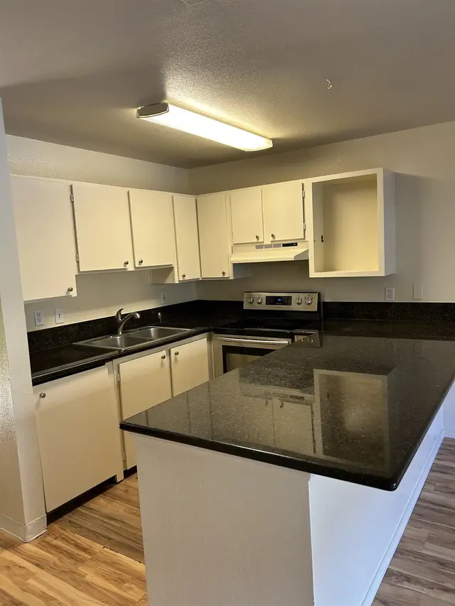 Listing Image for 3740 Lower Honoapiilani Rd D-106 15 of 29