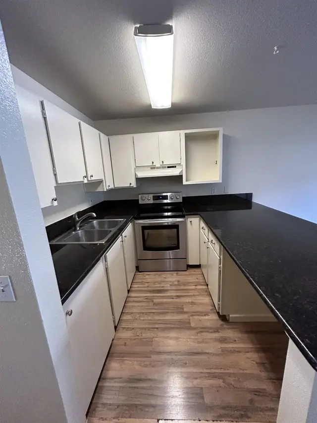 Listing Image for 3740 Lower Honoapiilani Rd D-106 16 of 29