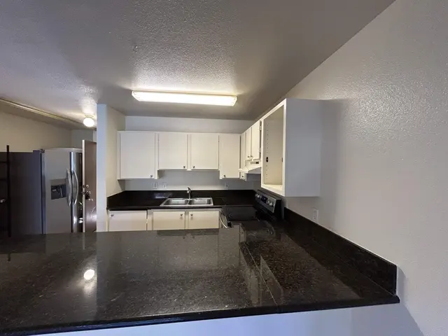 Listing Image for 3740 Lower Honoapiilani Rd D-106 17 of 29