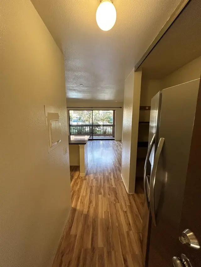 Listing Image for 3740 Lower Honoapiilani Rd D-106 8 of 29