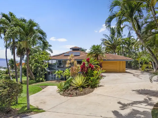 Listing Image for 711 Kumulani Dr 1 of 30