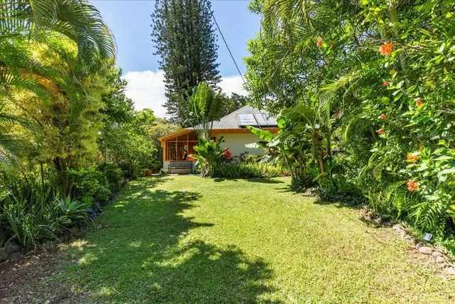 Listing Image for 3221 Luahine Pl 41 of 45