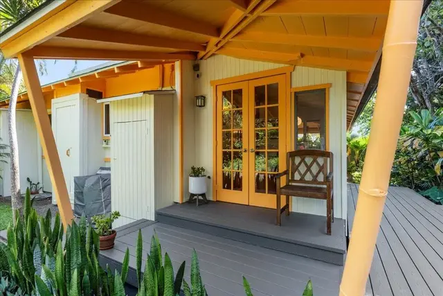 Listing Image for 3221 Luahine Pl 6 of 45