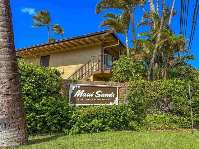 Listing Image for 3559 Lower Honoapiilani Rd 4d 2 of 30