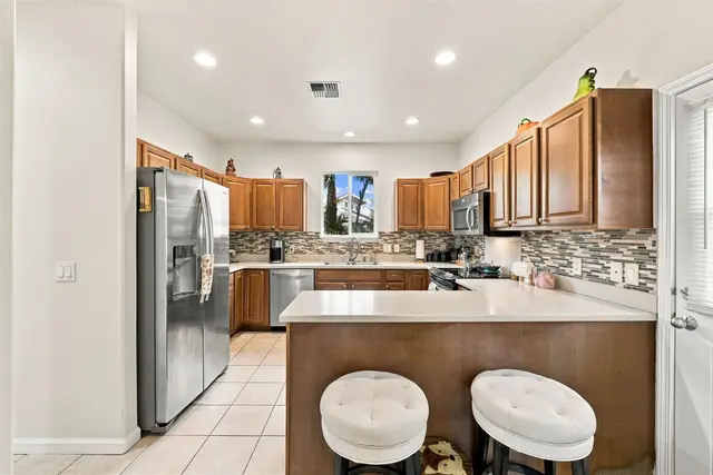 Listing Image for 129 Oluea Cir 13 of 50