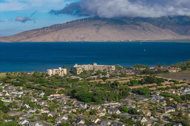 Listing Image for 129 Oluea Cir 41 of 50