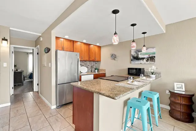 Listing Image for 120 Hui Rd F A6 7 of 26