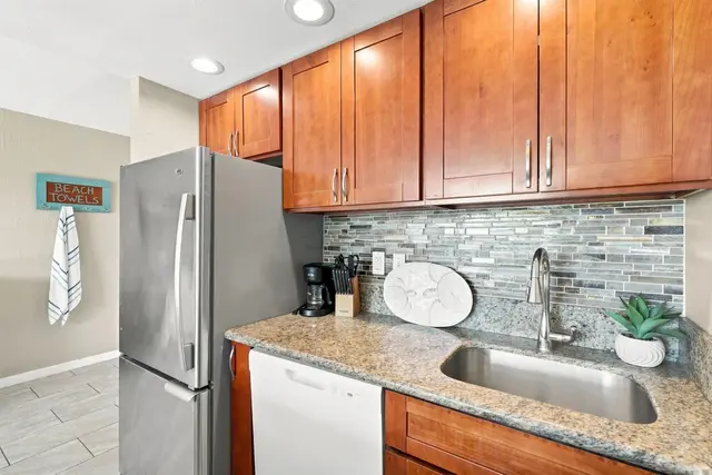Listing Image for 120 Hui Rd F A6 8 of 26