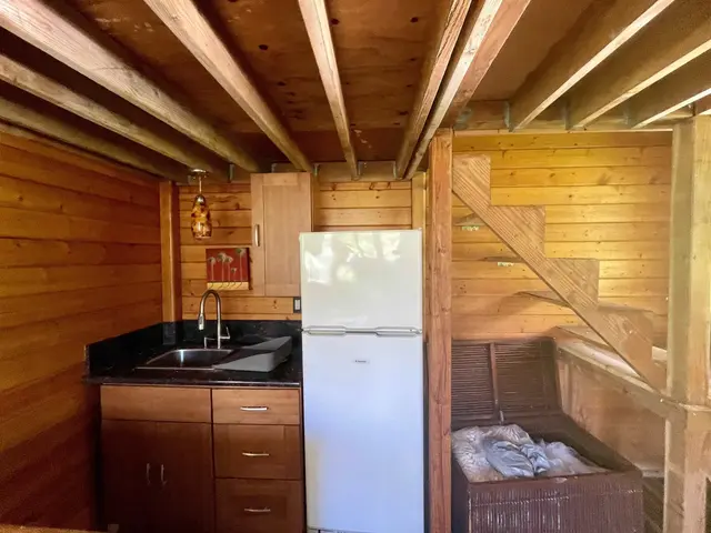 Listing Image for 440 Huelo Rd 6 of 28