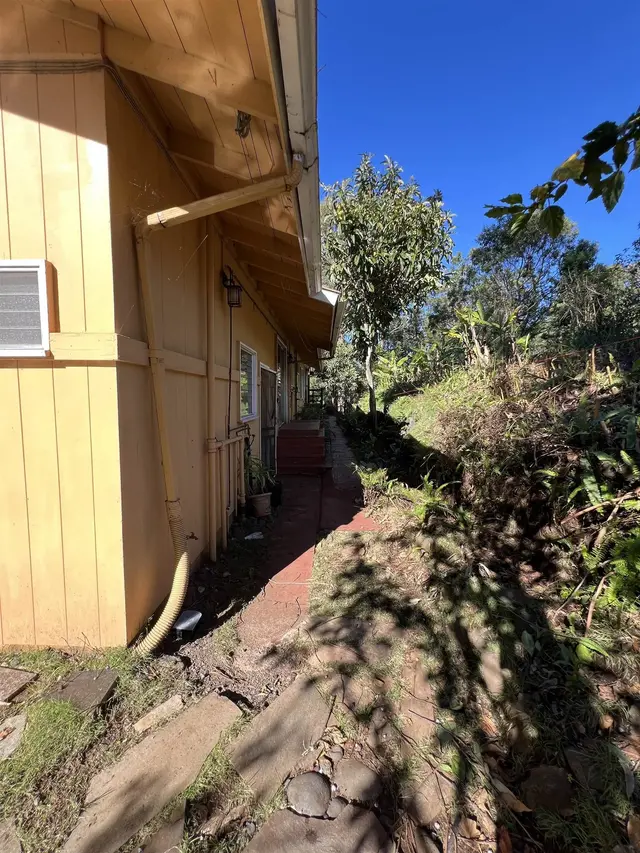 Listing Image for 721 Polipoli Rd 4 of 21