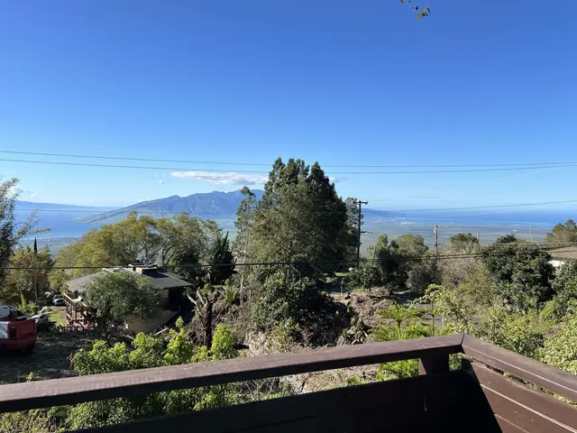 Listing Image for 721 Polipoli Rd 8 of 21