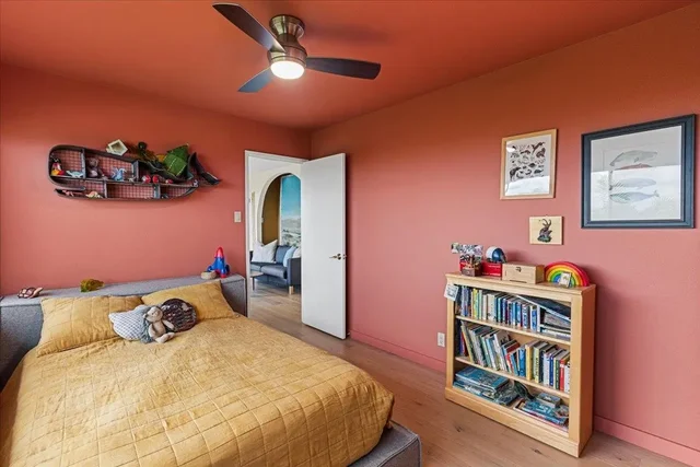 Listing Image for 545 Iiwi Way 41 of 50