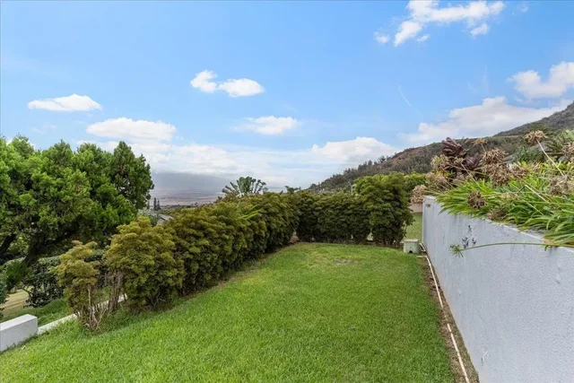 Listing Image for 545 Iiwi Way 42 of 50