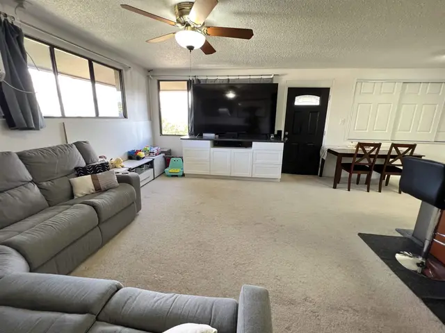 Listing Image for 2868 Old Haleakala Hwy 11 of 41