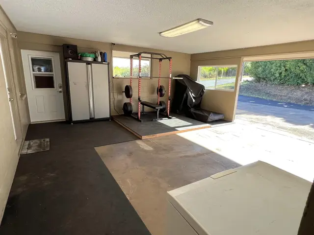 Listing Image for 2868 Old Haleakala Hwy 25 of 41