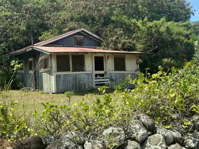 Listing Image for 7308 Kamehameha V Hwy 1 of 18