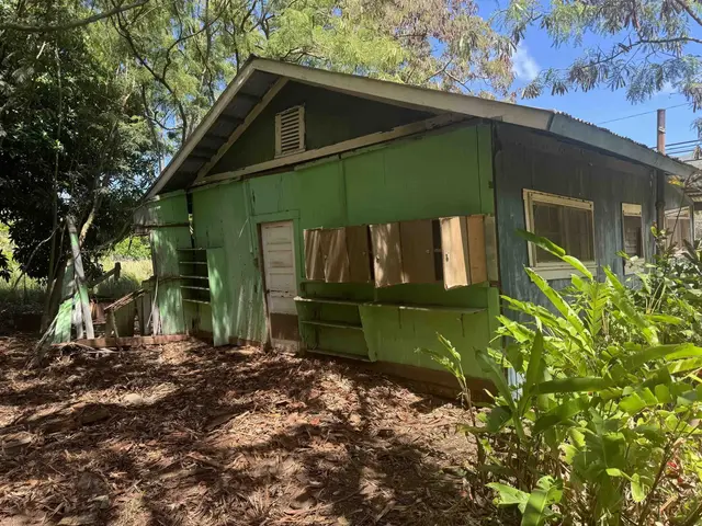 Listing Image for 7308 Kamehameha V Hwy 6 of 18