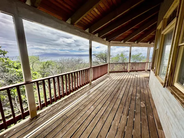 Listing Image for 161 Waiokama Pl 51 10 of 48