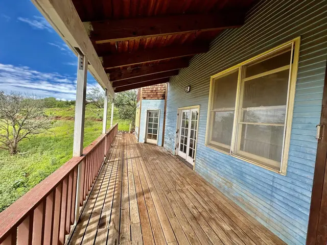Listing Image for 161 Waiokama Pl 51 12 of 48