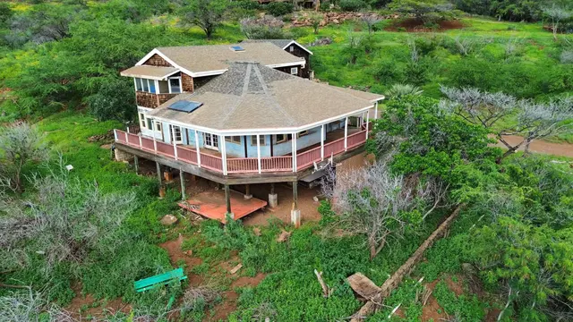 Listing Image for 161 Waiokama Pl 51 2 of 48