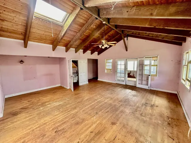 Listing Image for 161 Waiokama Pl 51 26 of 48