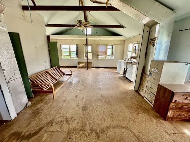 Listing Image for 161 Waiokama Pl 51 34 of 48