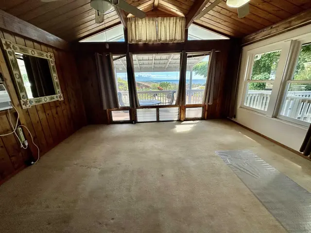 Listing Image for 1085 Nauwe St 14 of 44