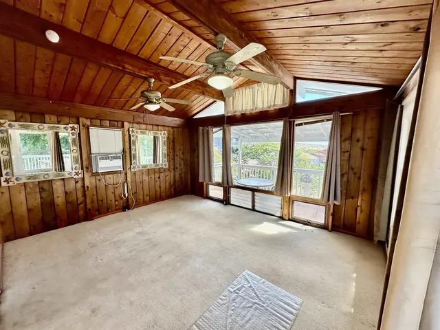 Listing Image for 1085 Nauwe St 15 of 44