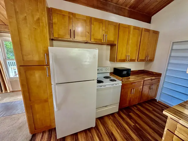 Listing Image for 1085 Nauwe St 21 of 44