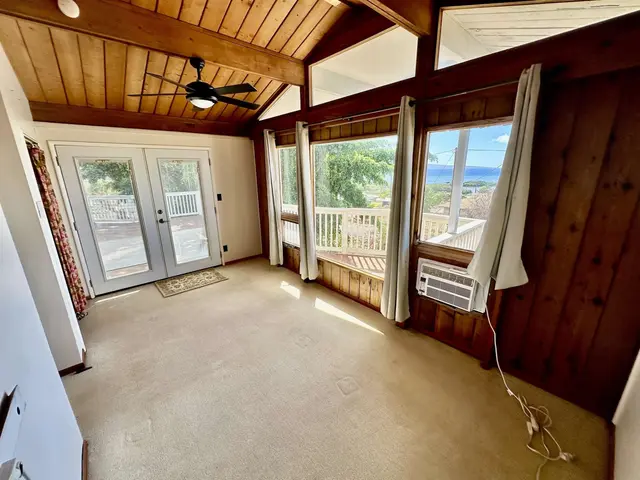 Listing Image for 1085 Nauwe St 31 of 44