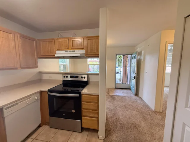 Listing Image for 5 Abbey Ln 311 17 of 18