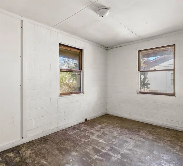 Listing Image for 433 Kahiki St 11 of 21