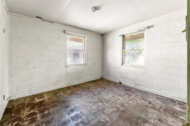 Listing Image for 433 Kahiki St 13 of 21