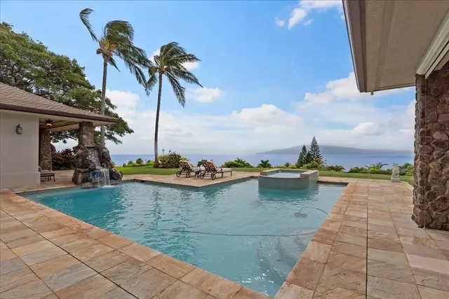 Listing Image for 75 E Huapala Pl B 2 of 50