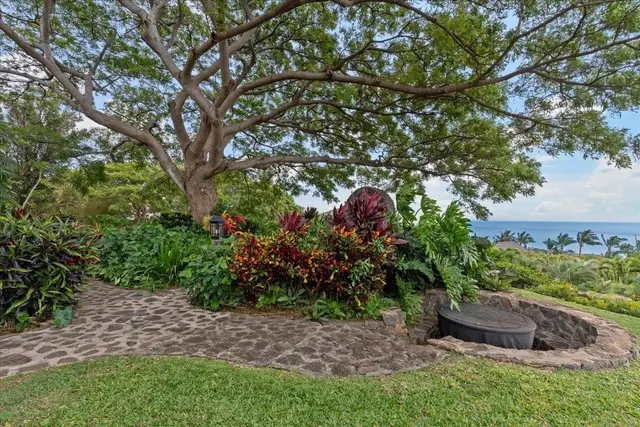 Listing Image for 75 E Huapala Pl B 47 of 50