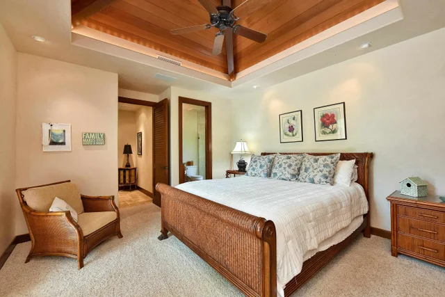 Listing Image for 100 Woodrose Pl 29 of 50