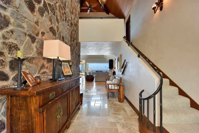 Listing Image for 100 Woodrose Pl 39 of 50