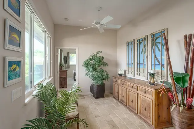 Listing Image for 8 Lily Pl 34 of 50