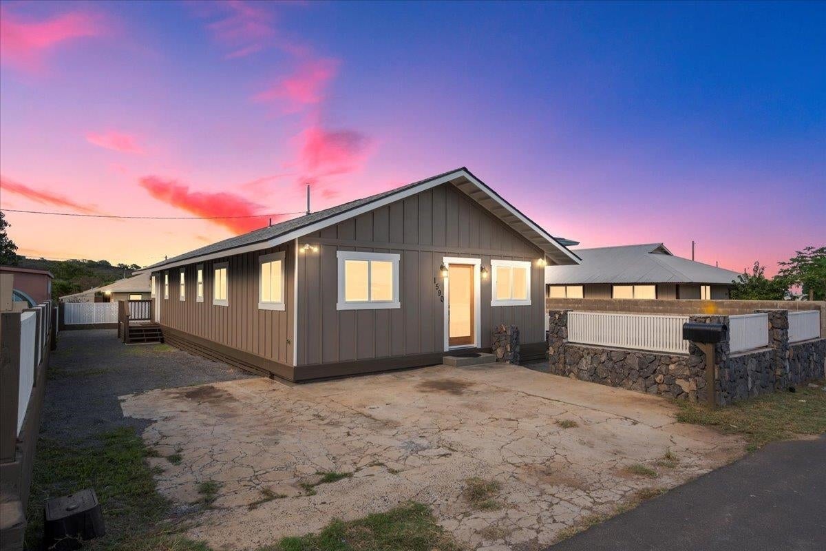 Photo of Listing #407980