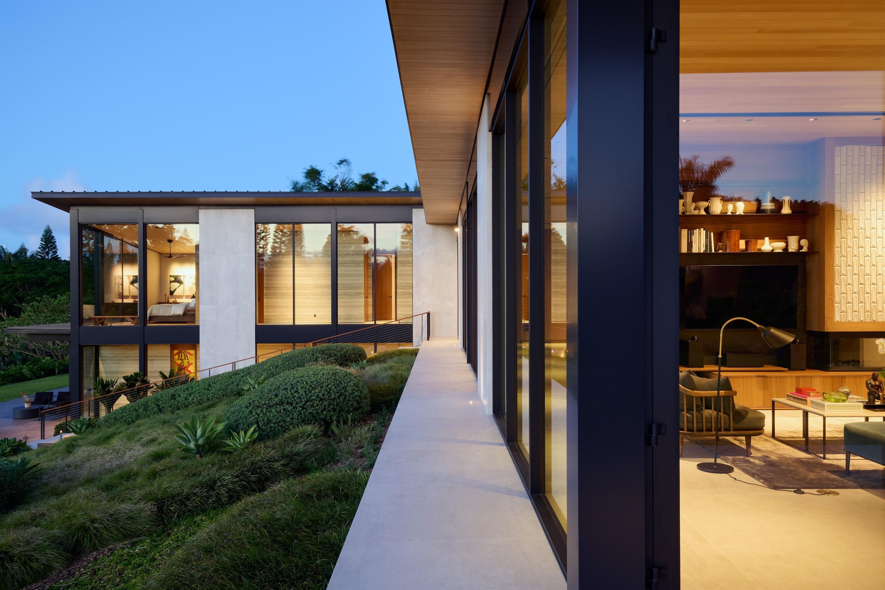 Photo of Listing #406606