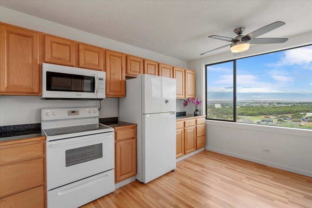 495 Liholiho St, Unit 203, Wailuku