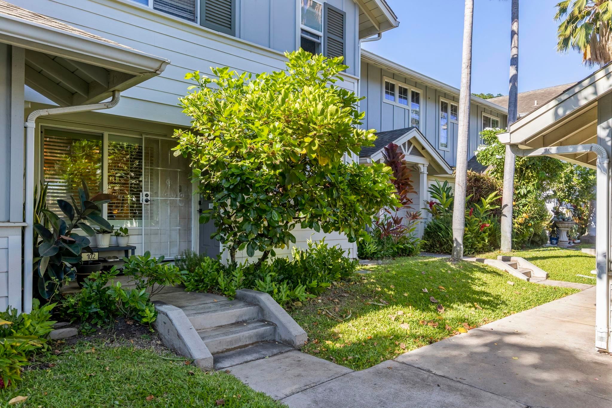 Photo of Listing #407024